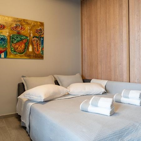 The Beehive Apartment Mytilene Bagian luar foto