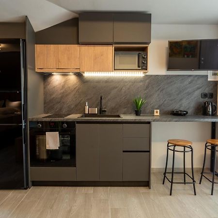 The Beehive Apartment Mytilene Bagian luar foto