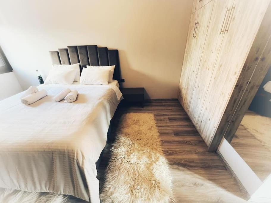 The Beehive Apartment Mytilene Bagian luar foto