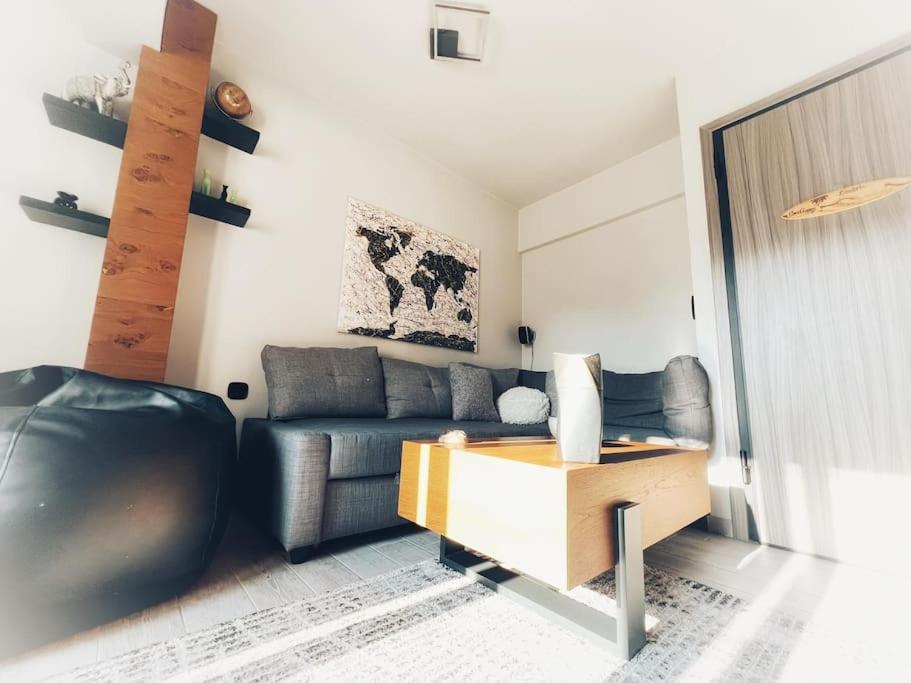 The Beehive Apartment Mytilene Bagian luar foto
