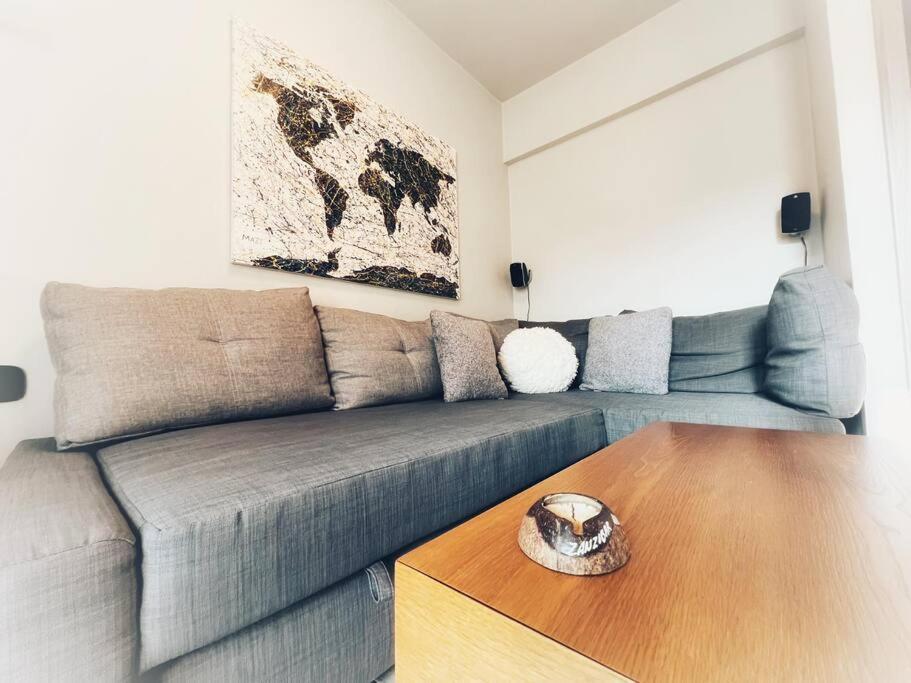 The Beehive Apartment Mytilene Bagian luar foto