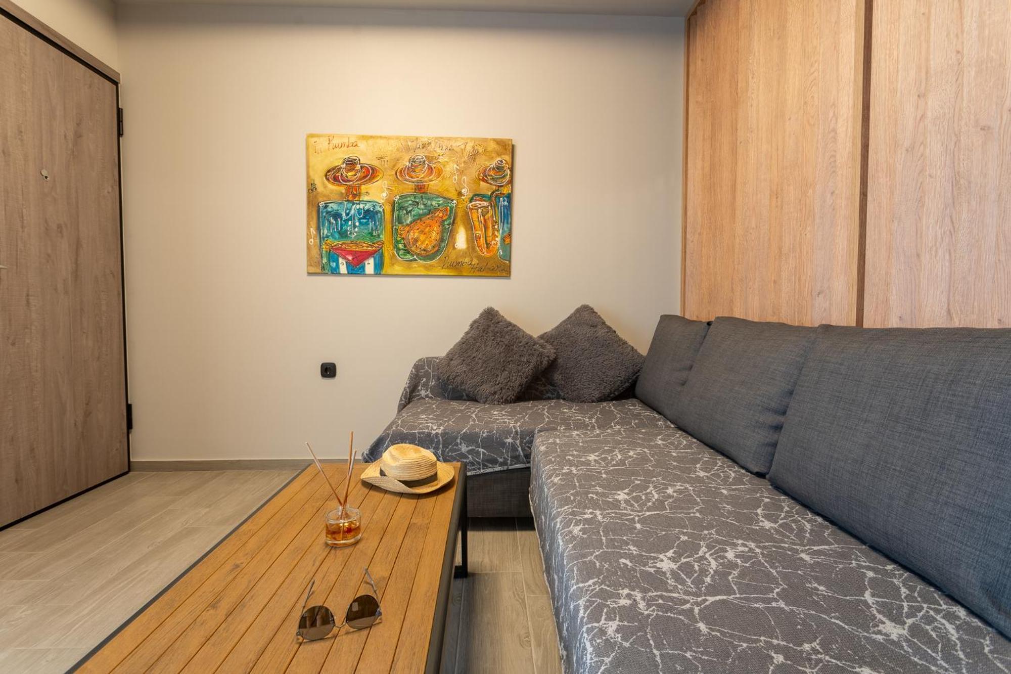 The Beehive Apartment Mytilene Bagian luar foto